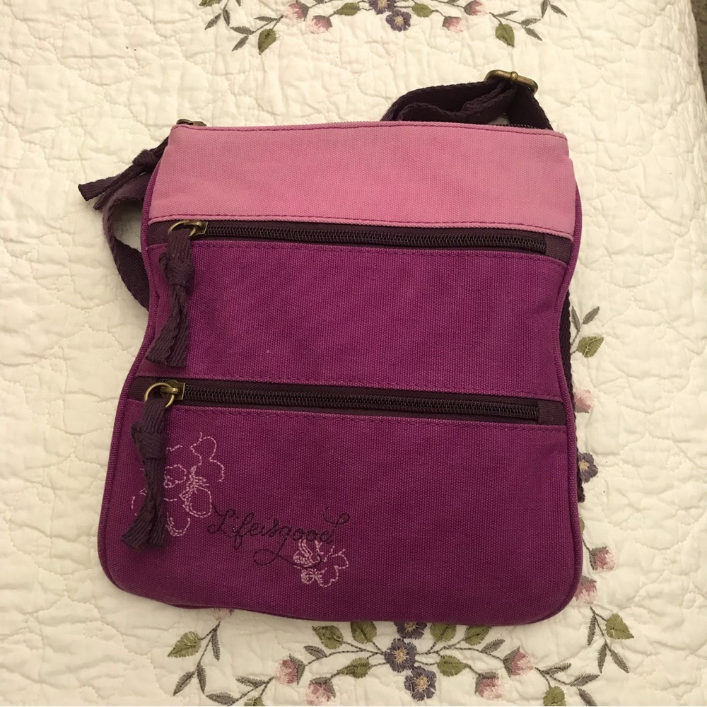 Life is Good Cross Body Cotton bag, perfect condition!!